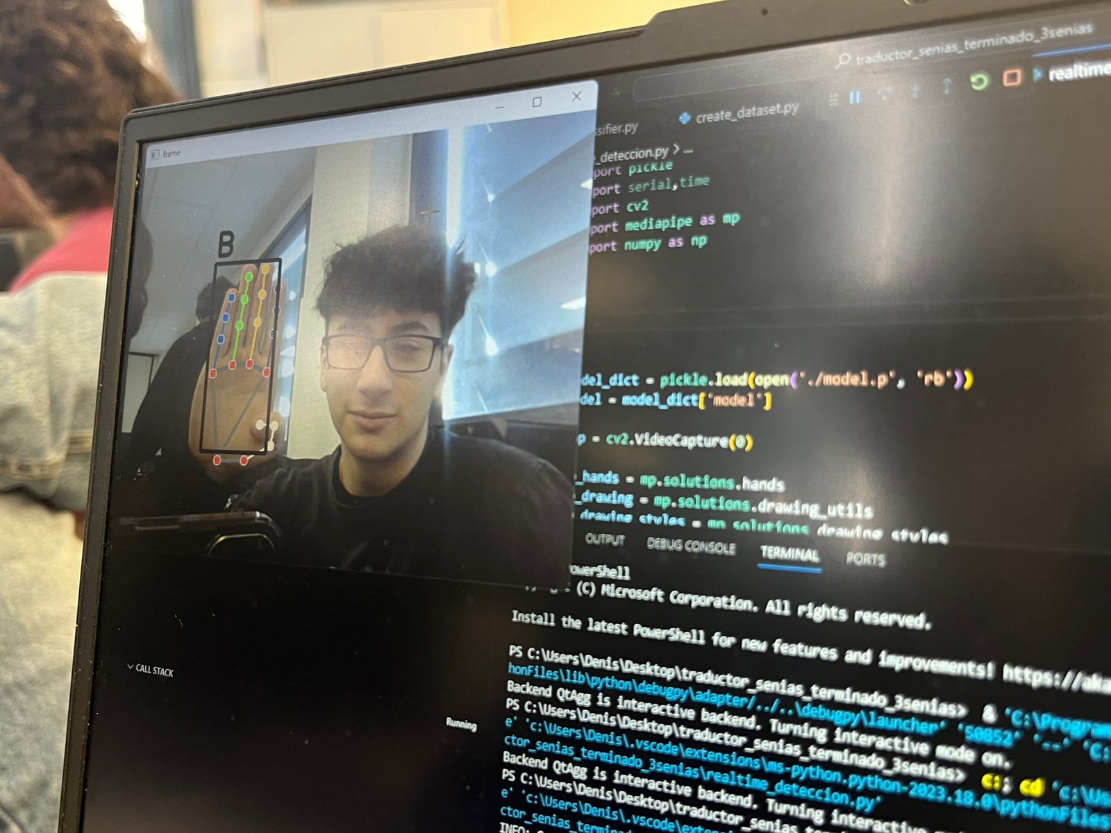 VoiceBridge hand sign detection with code